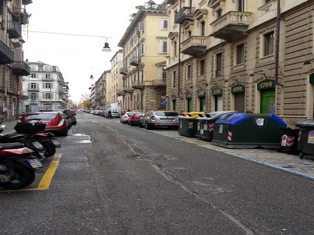 Blu Magenta - A Due Passi Da Porta Nuova Lägenhet Turin Exteriör bild